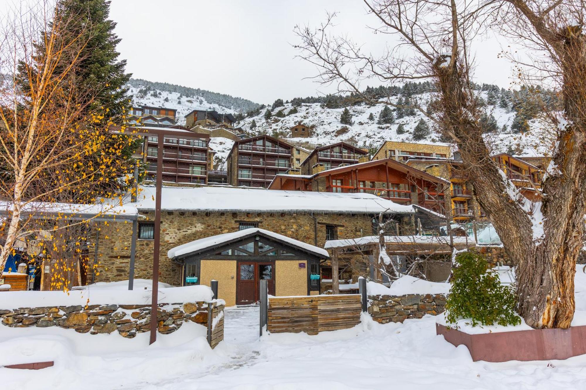 Mountain Hostel Tarter Exterior foto